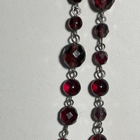 THE LOFT 40 INCH SINGLE STRAND MULTI COLOR NECKLACE - Picture 3 of 3